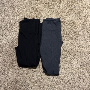 2 pair Women's Black and Gray Leggings